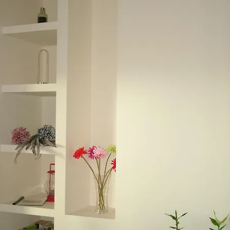Sugar And Almond Apartment